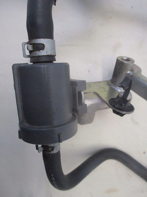 фото №7, Клапан вакуумa шланг nissan pulsar 1.6