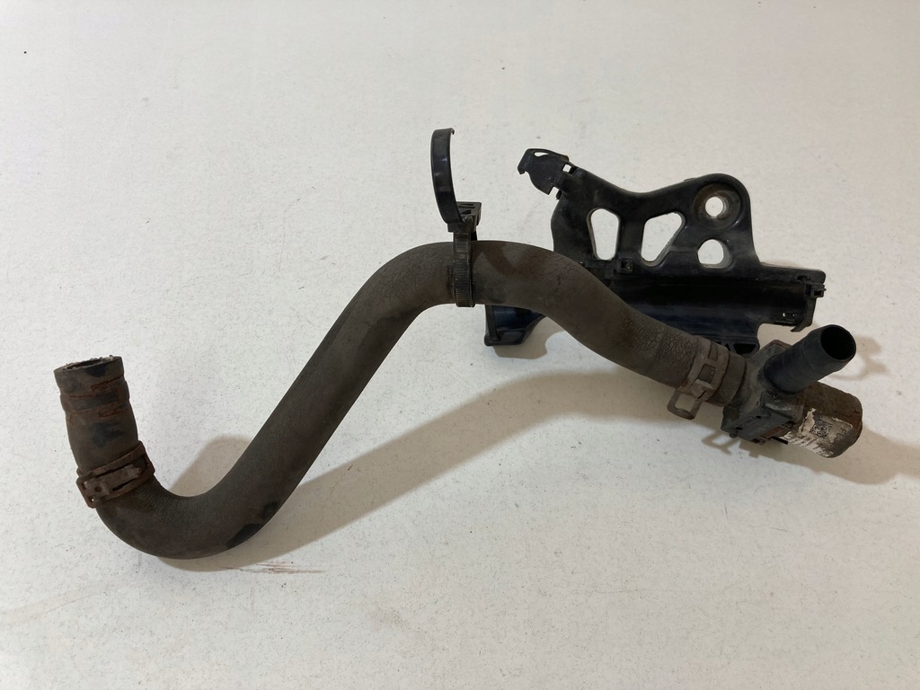 фото №1, Ford f150 f-150 15+ 5.0 v8 шланг трубка wąż wody патрубок клапан отопителя