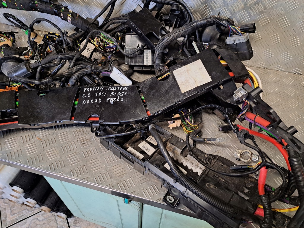 фото №6, Ford transit custom 2.2 tdci електропроводка