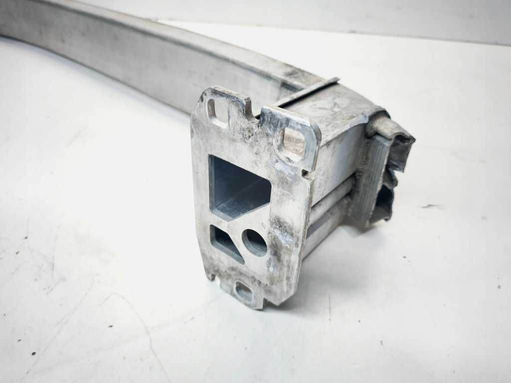 фото №12, Балка pod бампер перед audi q3 8u lift 8u0807109c повреждённая
