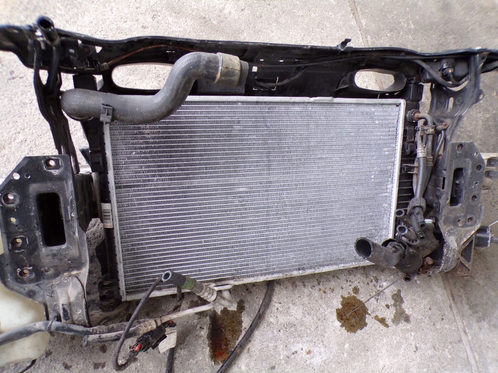 фото №6, Pas передній радіатор mercedes w203 c32 amg 3.2