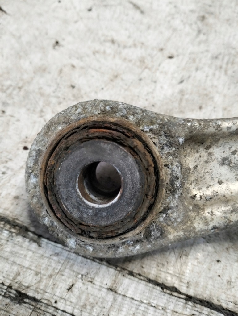 фото №6, Рычаг правый задняя porsche cayenne i 2005r 7l0505375a