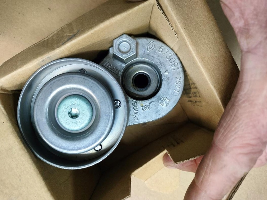 фото №1, Ролик натягувача ремінь renault espace iv 1.9 dci оригінал renault новий