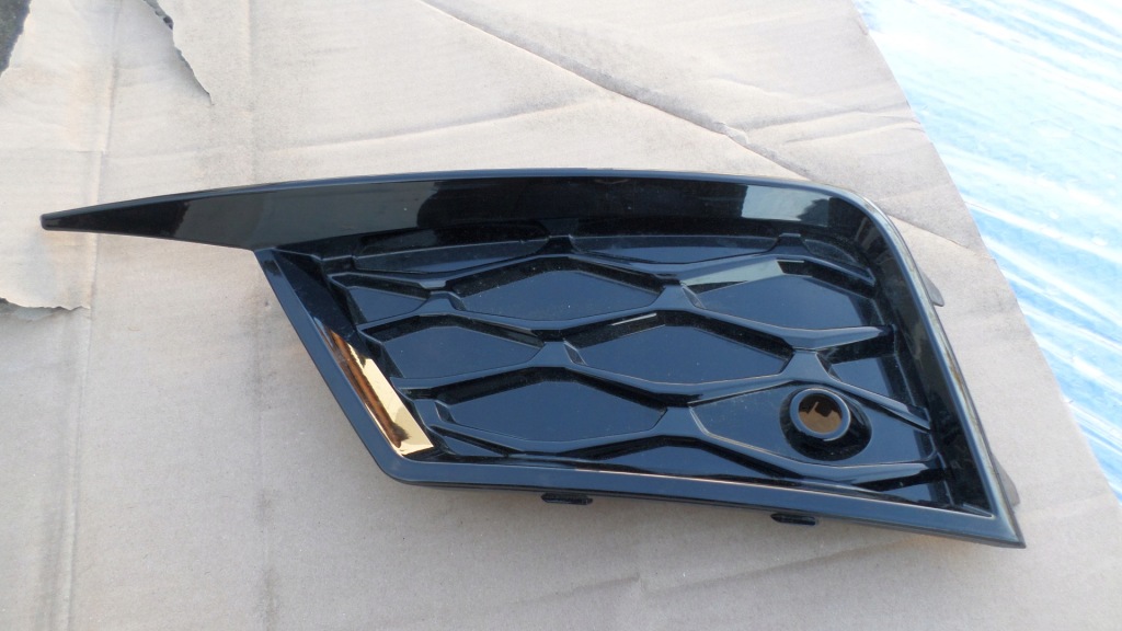 фото №1, Решітка бампера ліва seat ateca cupra