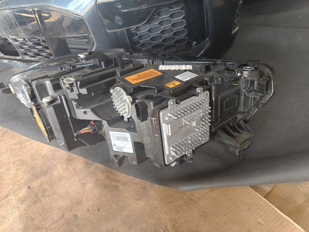 Лампа перед ліва права bmw x5 g05 laser 9481793 9481794 америка в Україні