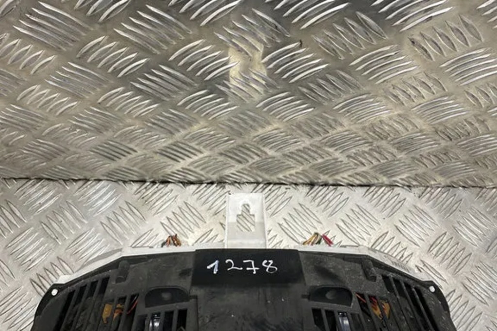 фото №1, Счетчик mazda 3 bk 4sbn9ka 1.6l дизель 80kw 2004