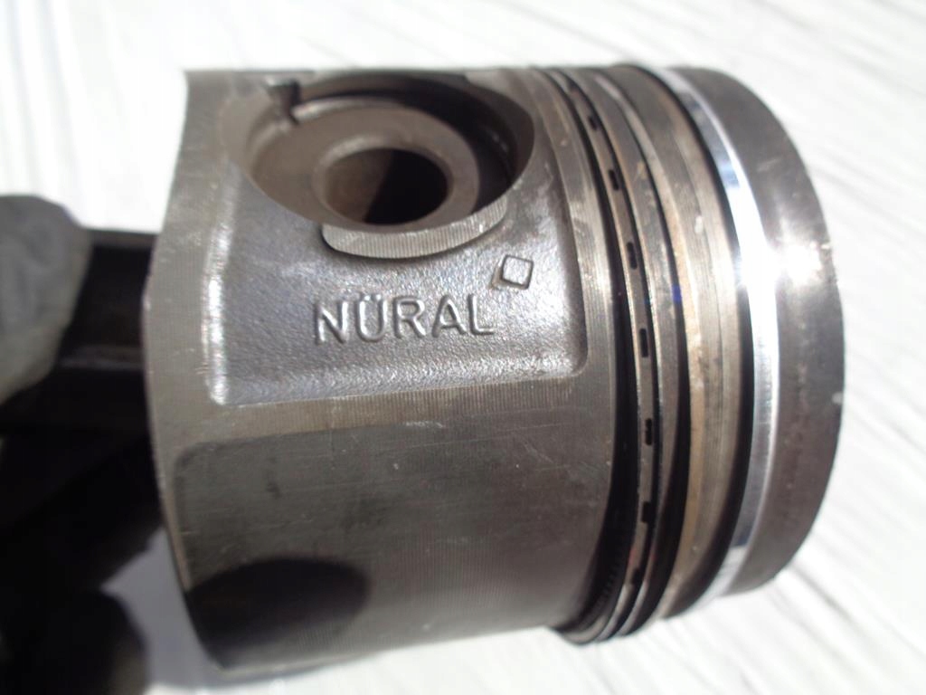 фото №10, Поршень шатун + вкладыши bmw e46 land rover freelander 2.0 td rover 75 83955