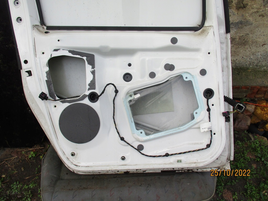 фото №7, Praktik roomster 2012 передняя правая дверь левая задние lf9e