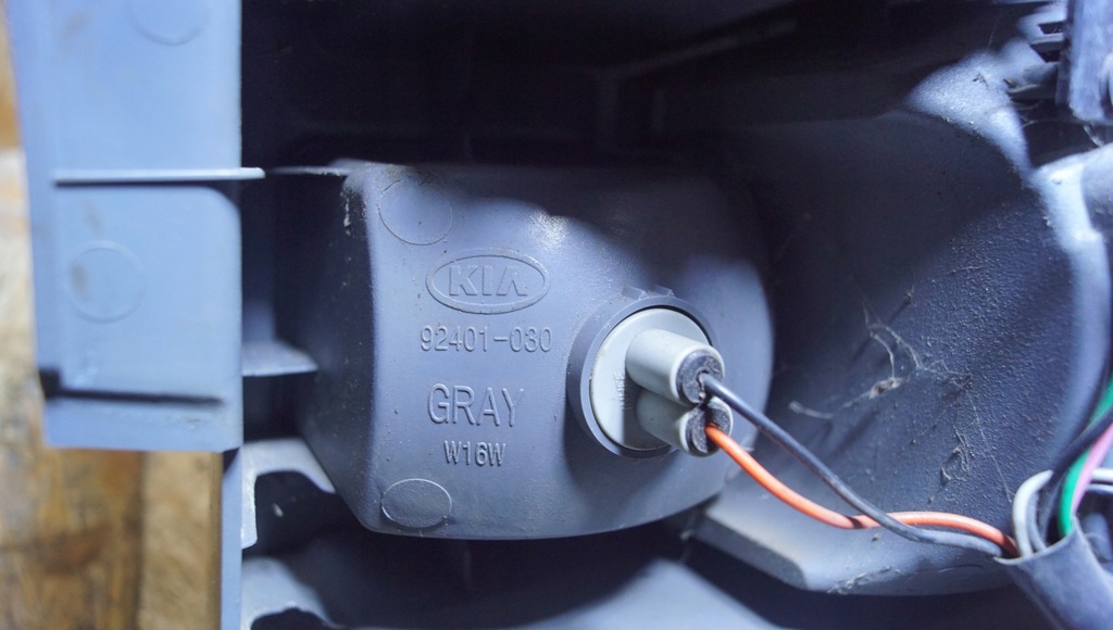 фото №12, Лампа лівий задня kia sportage ii lift