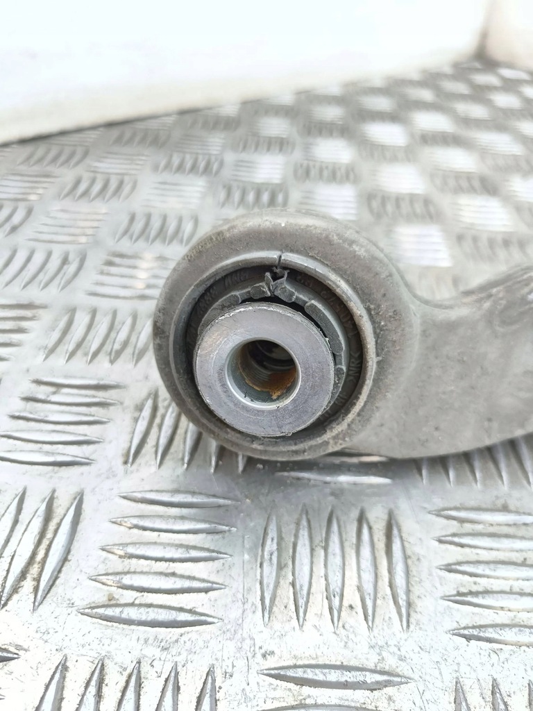 фото №6, Bmw 7 f01 f02 f03 f04 2014 верхний рычаг задний