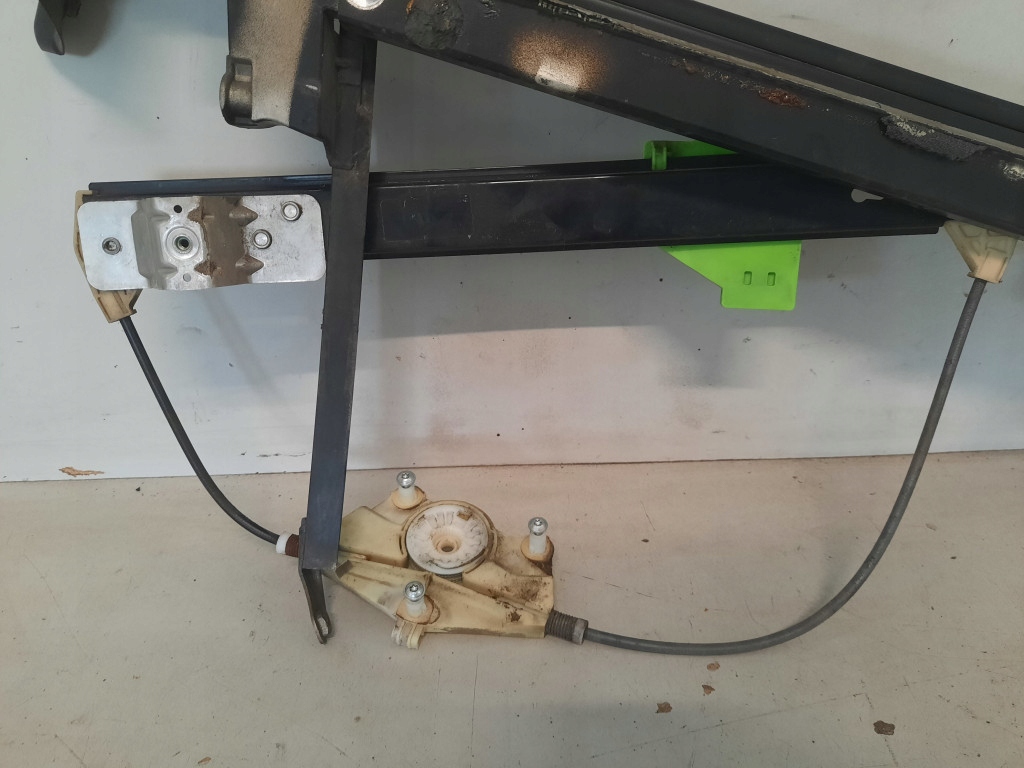 фото №8, Audi a4 b6 00-05 sedan рамка дверь задняя левая задние