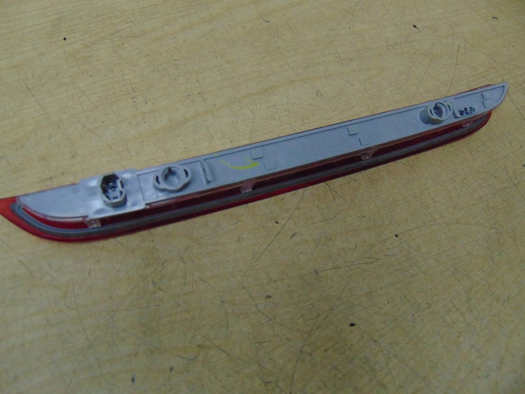 фото №13, Лампа третій світло стоп mazda 2 ii de d46151580