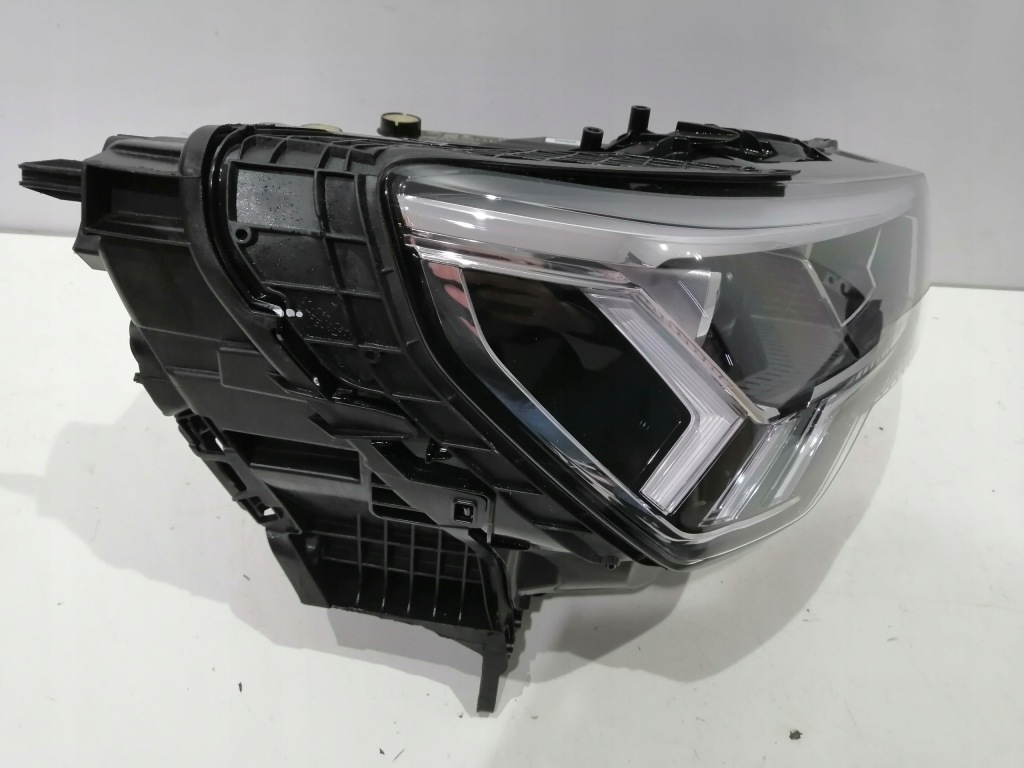 Фара правый  передняя audi q3 2 full led Доставка