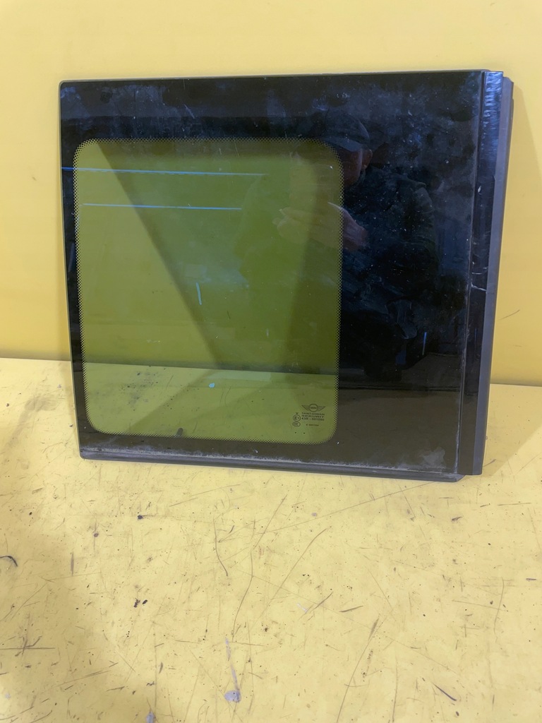 фото №1, Mini cooper r56 - стекло - правый задняя - 43r-001090