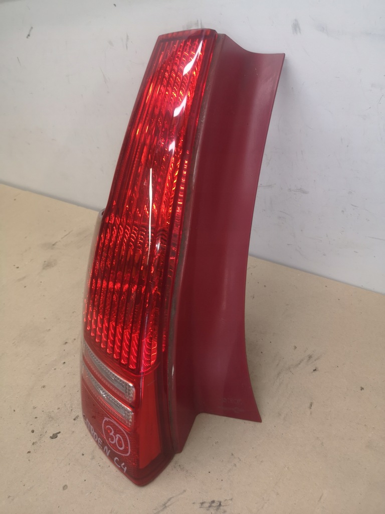 фото №6, Лампа левая задняя citroen c4 i 04-08 5d hb