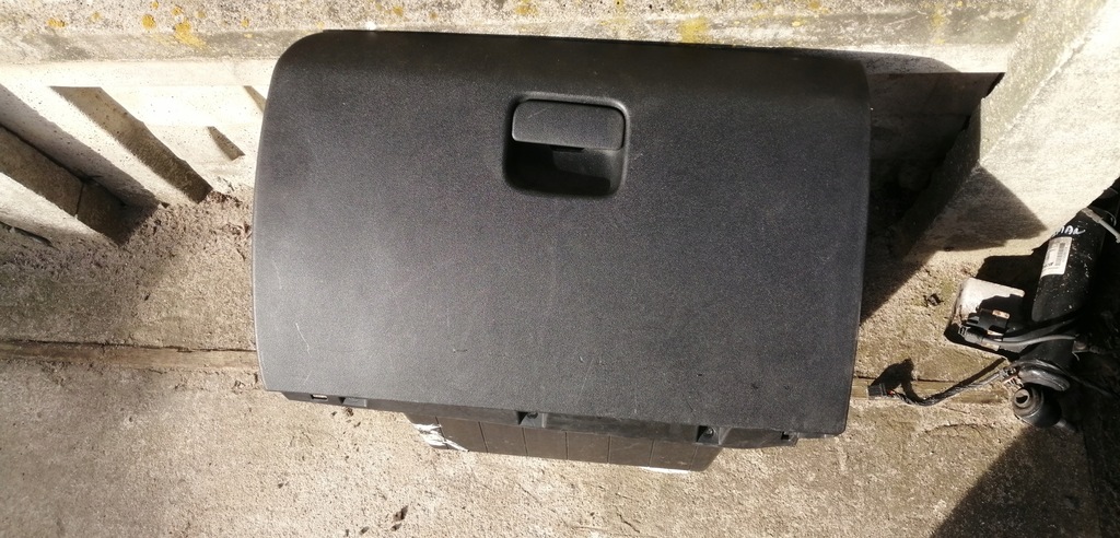 фото №1, Kia venga бардачок