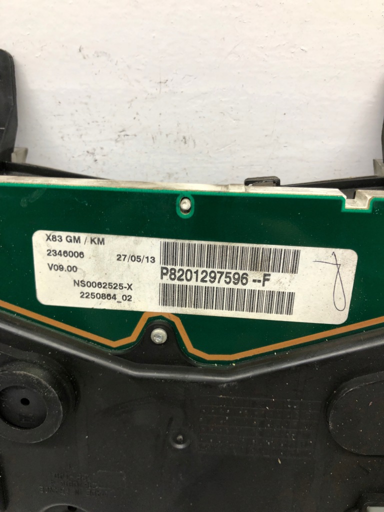 фото №3, Счетчик приборная панель 8201297596f renault