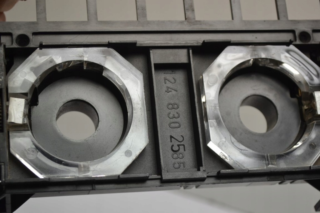 Mercedes w124 ручки обігріву рамка тунель Київ