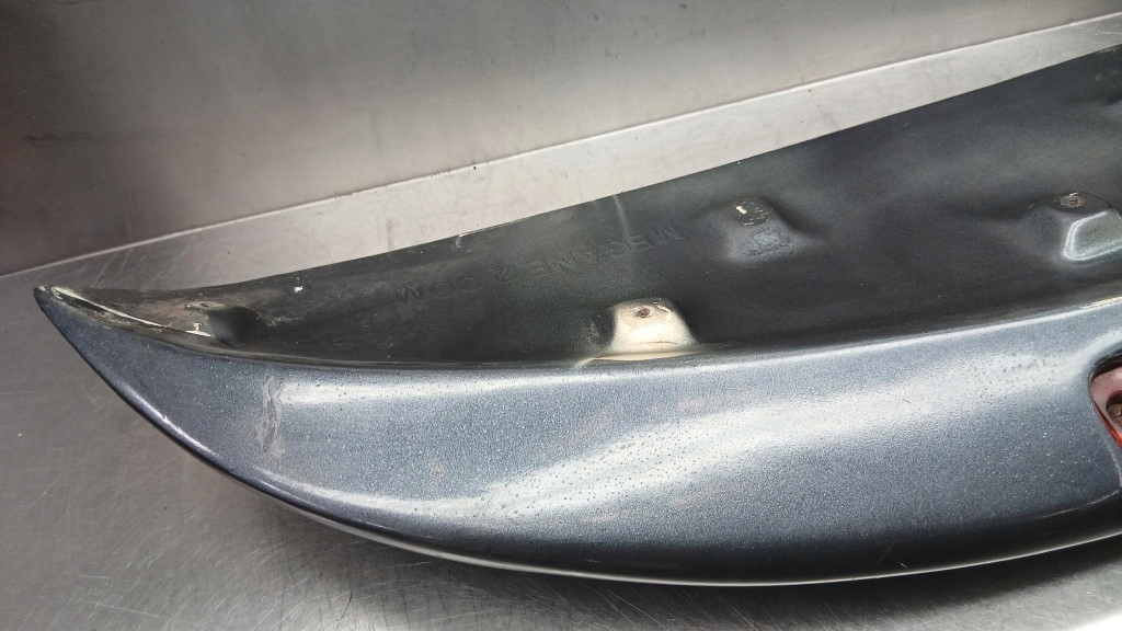 Купити Спойлер спойлер задній кришки renault megane 2 рестайлінг  універсал 1.9 dci