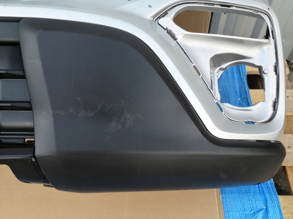 фото №15, Suzuki s-cross 21- бампер перед передний решётка радиатора