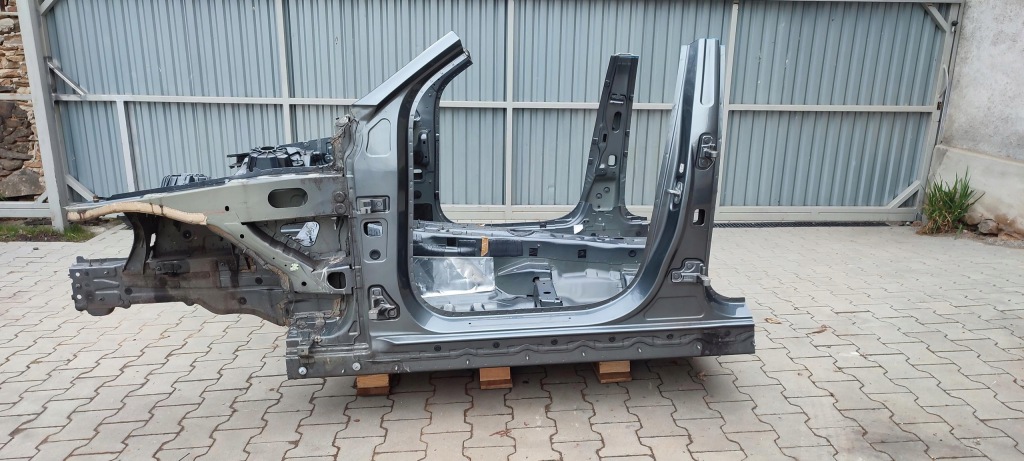 Купить Mercedes glc w253 x253 четверть лонжерон стойку левый перед 992