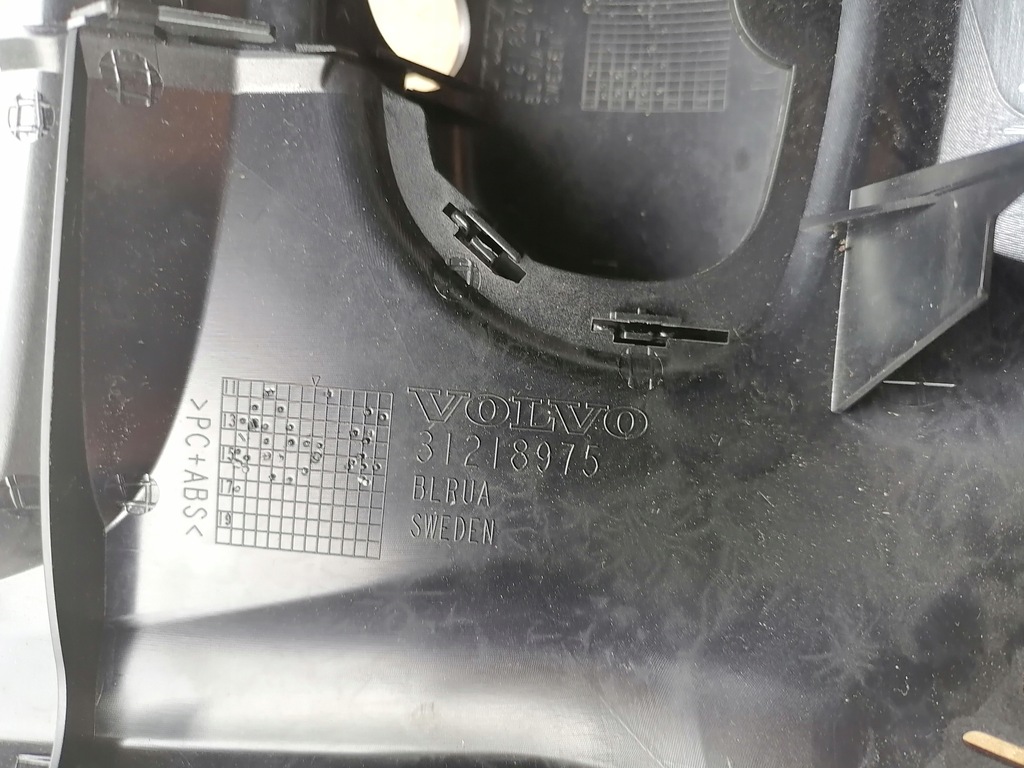 фото №4, Корпус защита зеркало volvo v40 ii