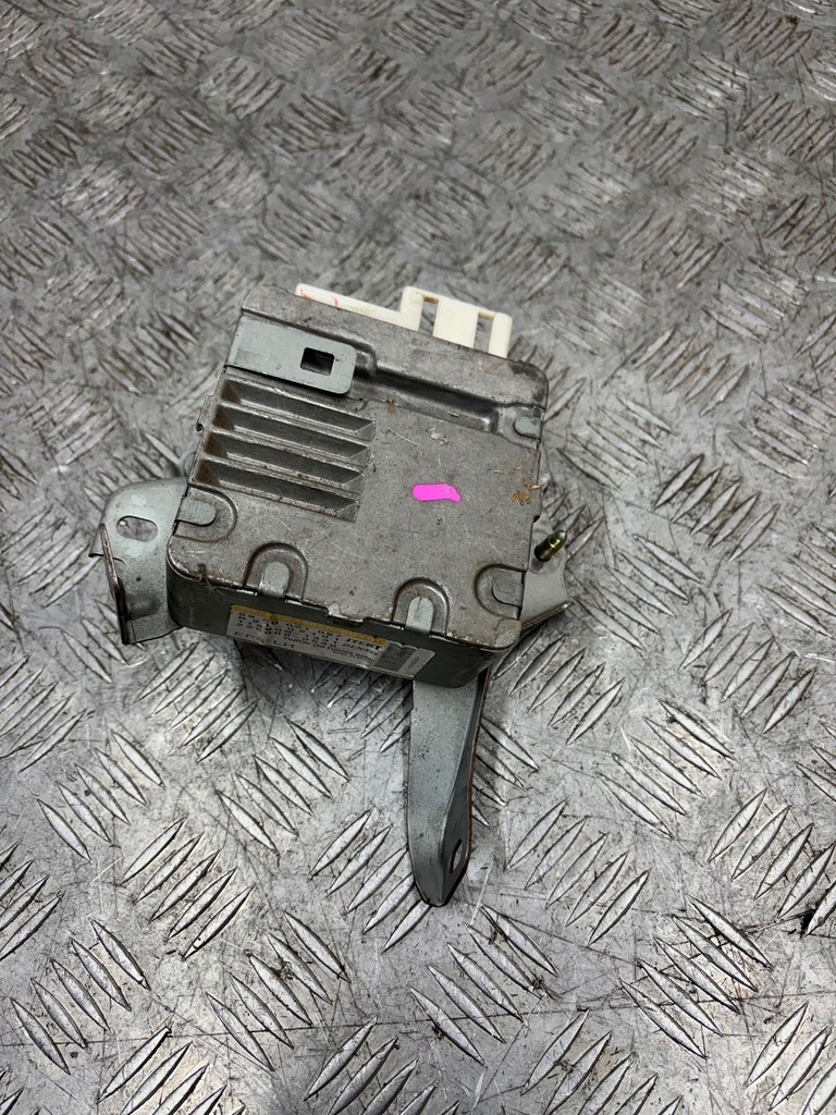 фото №1, Toyota оригинальный номер 89650-0d110 блок управления усилителя