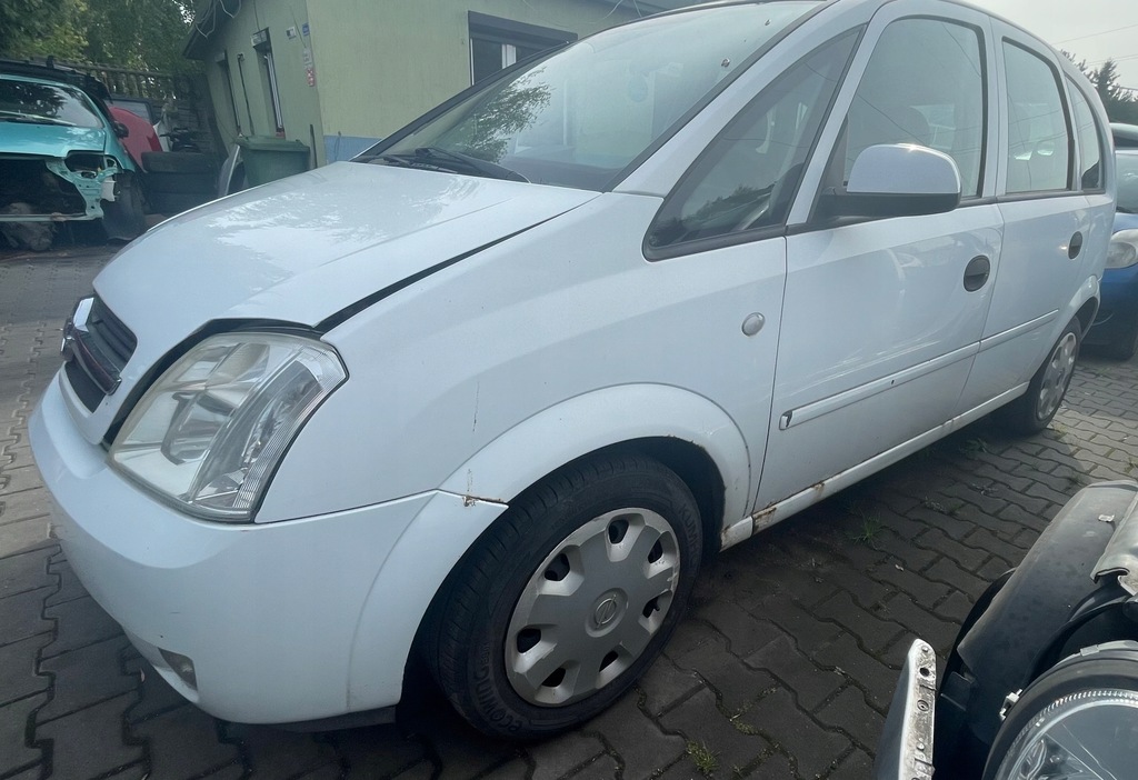 фото №6, Opel meriva a колір y474 бампер задня