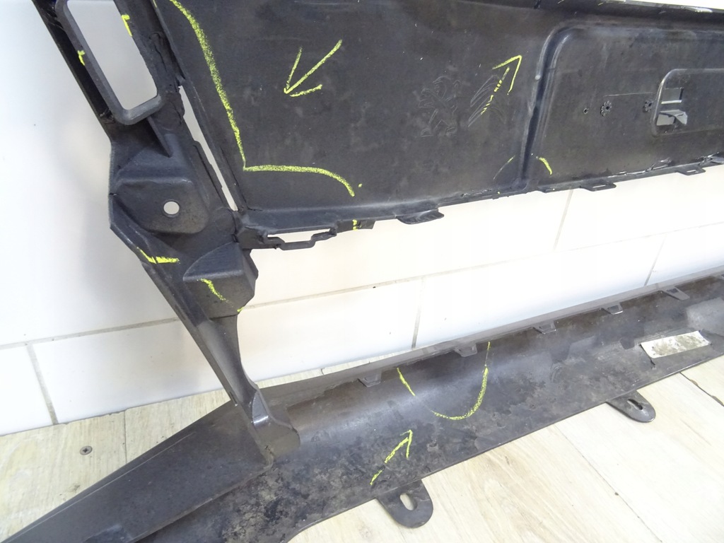 фото №13, Бампер передний перед citroen jumpy peugeot expert iii 16- 9811778077 llu