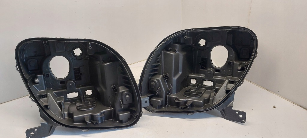 Купить Корпус корпус фонари фара левая или правый  smart a453 led