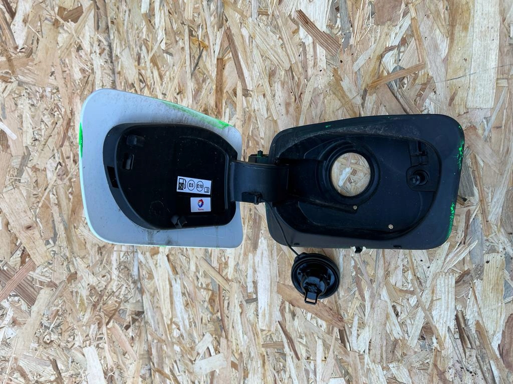 фото №2, Citroen ds3 crossback 1.2 thp крышка топлива ewp