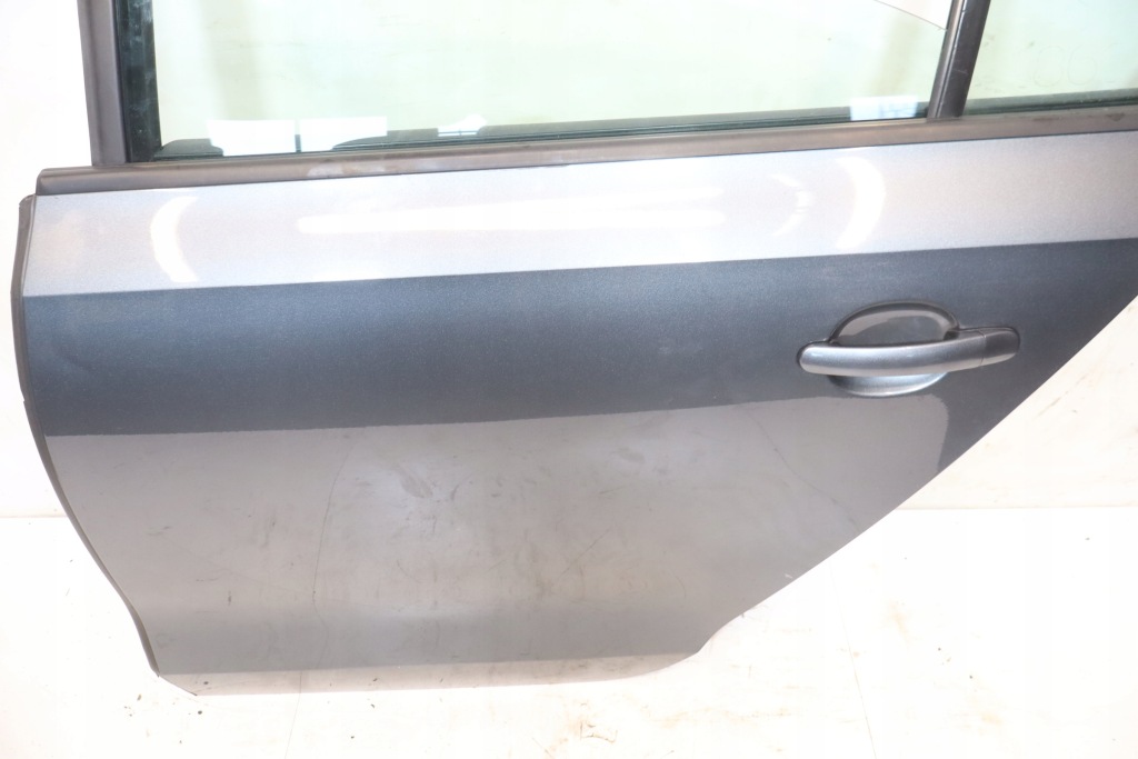 Дверей ліве задні volkswagen jetta vi рестайлінг  седан ld7x Київ