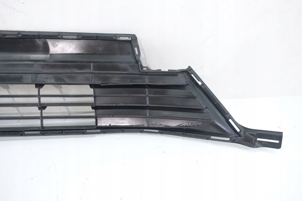 фото №11, Toyota rav4 iv lift 2015- решётка радиатора решётка средняя бампера перед 53113-42080