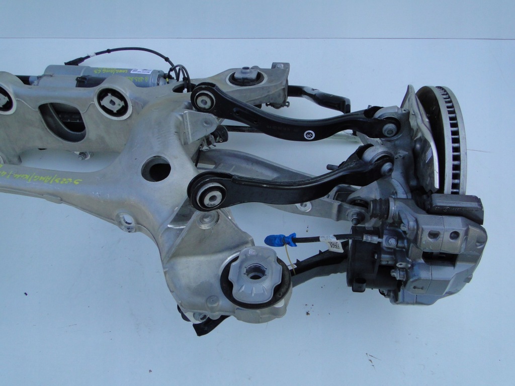 фото №6, Mercedes супорт задній гальмівний лівий правий комплект 63 amg s klasa 223 w223