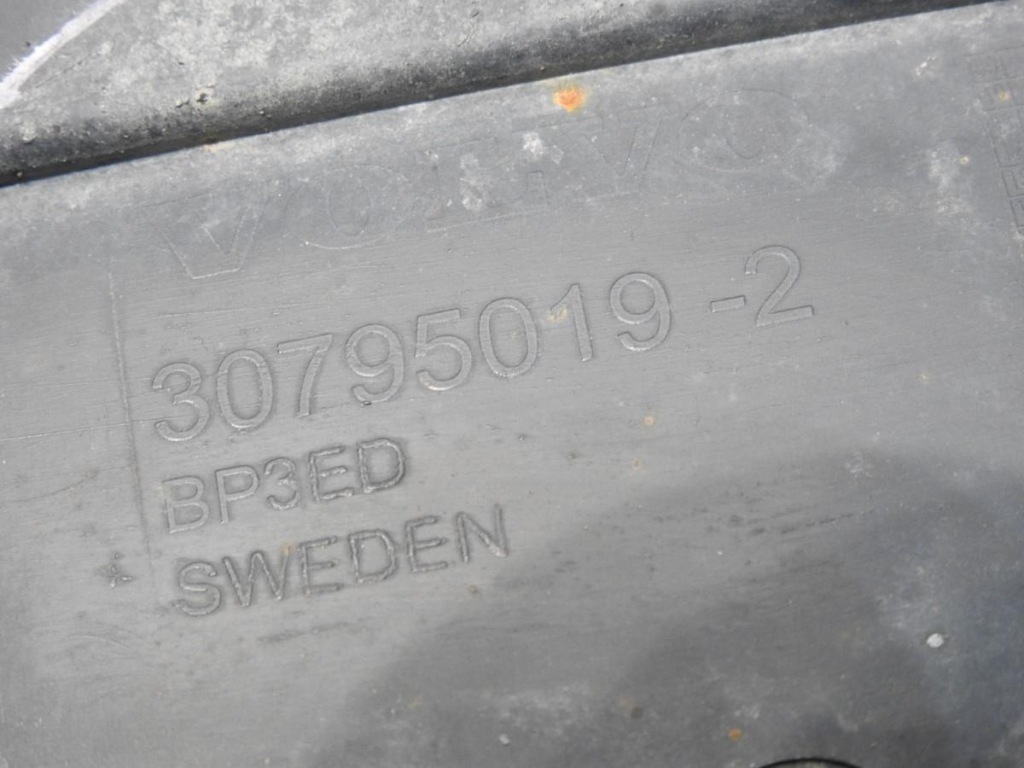 фото №9, Защита pod бампер перед volvo v60 30795019-2