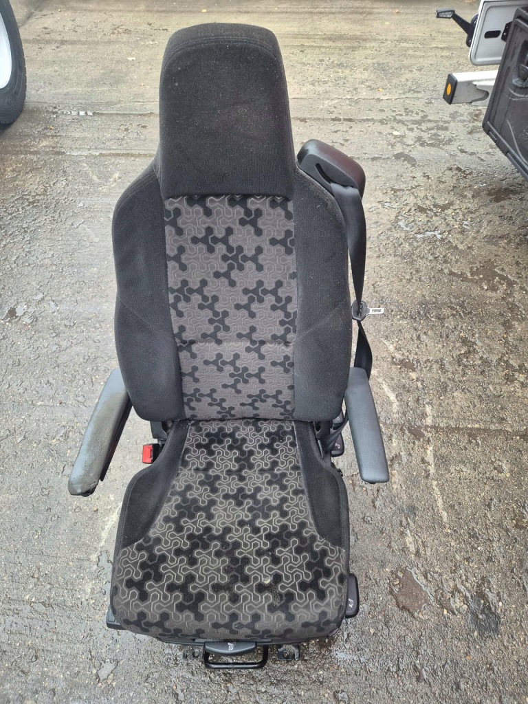 фото №1, Scania streamline r s ngs сиденье водителя recaro ntg