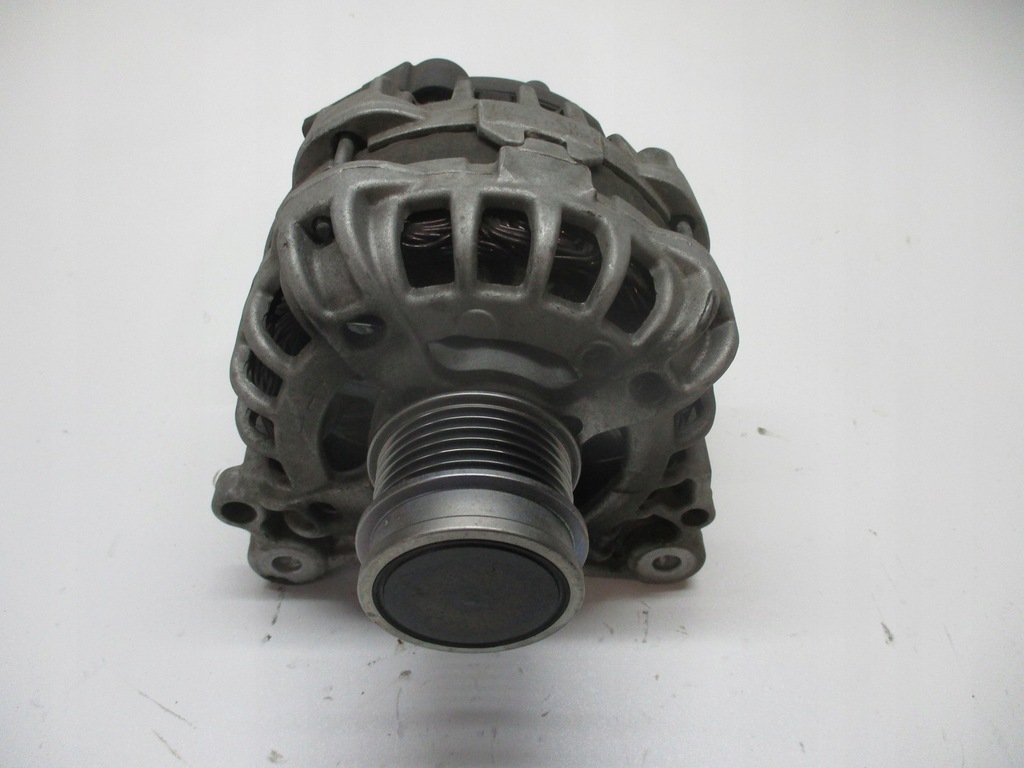 фото №1, Генератор vw t-roc 2ga 04e903015h