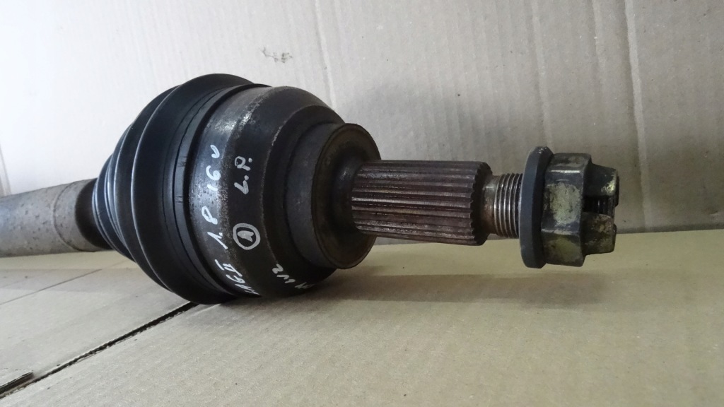 Laguna 2 2 1.8b привідний вал ліве перед в Україні