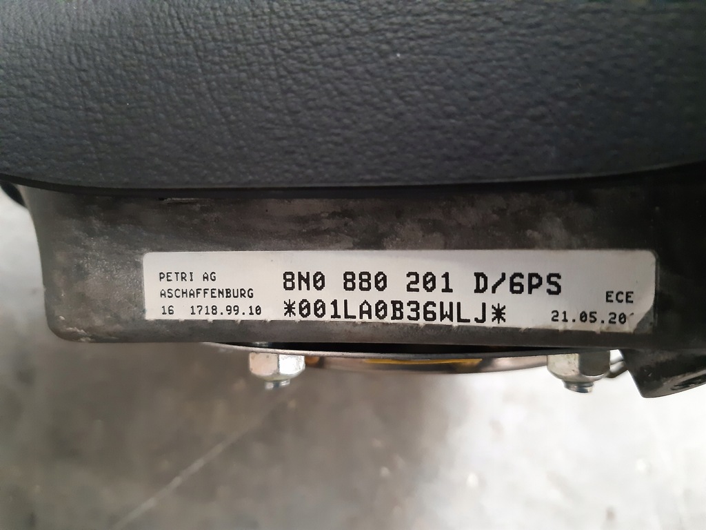 фото №9, Приборная панель консоль подушки безопасности натяжители kpl audi tt 8n