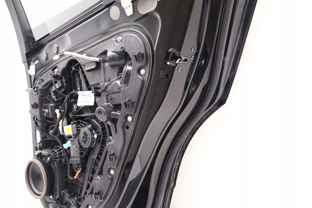 фото №12, Volvo xc40 дверь правое задняя