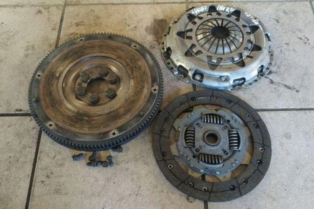 фото №7, Комплект зчеплення vw polo 6r, 6c 036105269l 1.2l бензиновий 44kw 2011