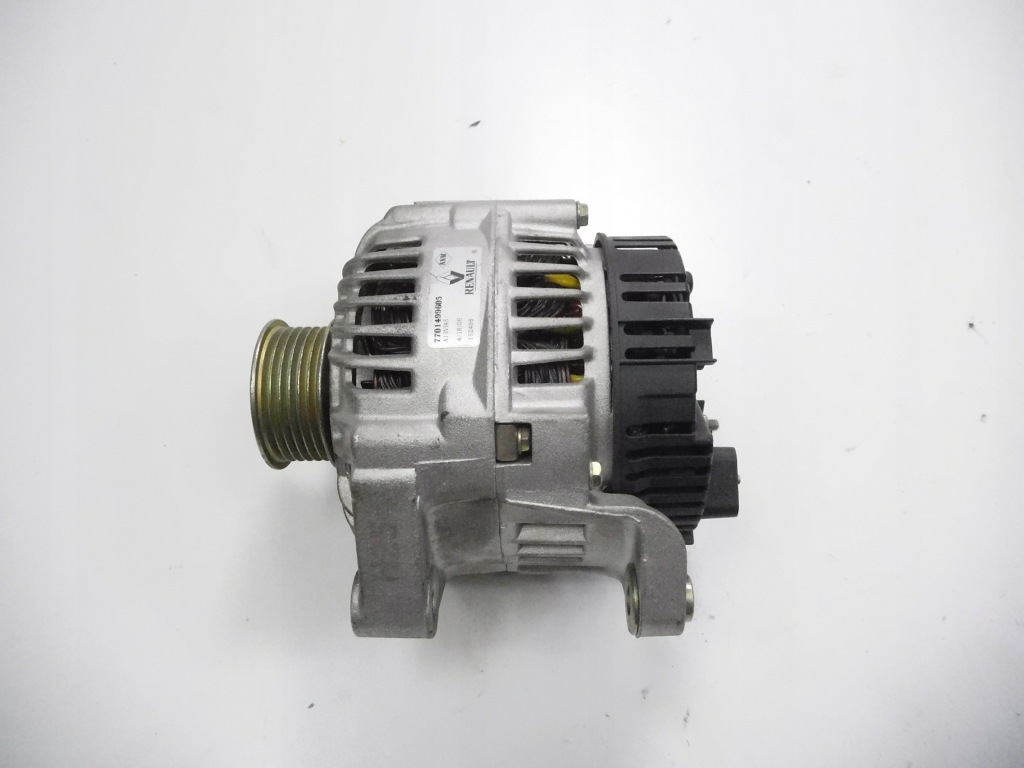 Генератор renault magane 1 оригинальный номер 770149960 в Украине