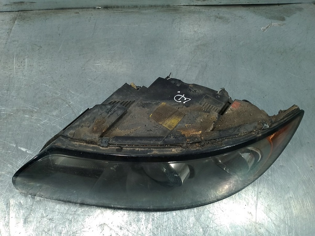 фото №10, Лампа перед левая volvo v50 30698889 0301198273