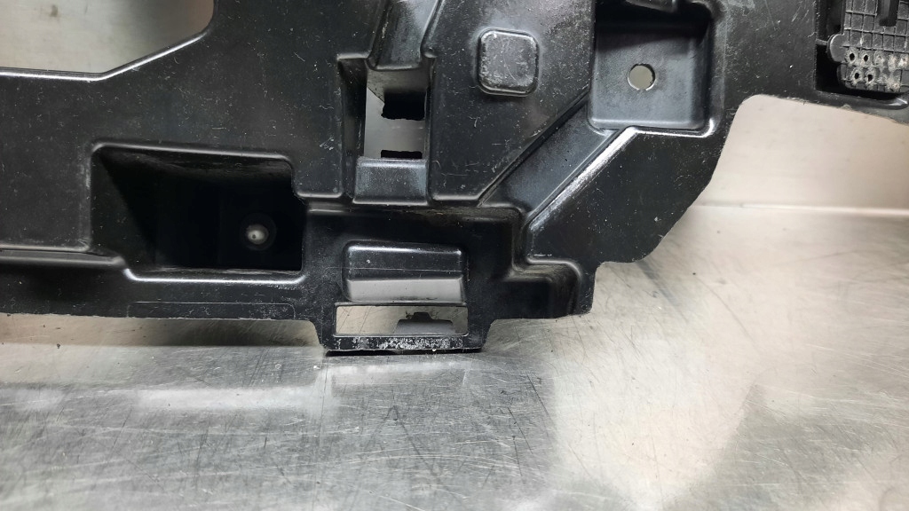 Направляющая бампера левый перед 31425001 volvo v40 ii 12- с Разборки