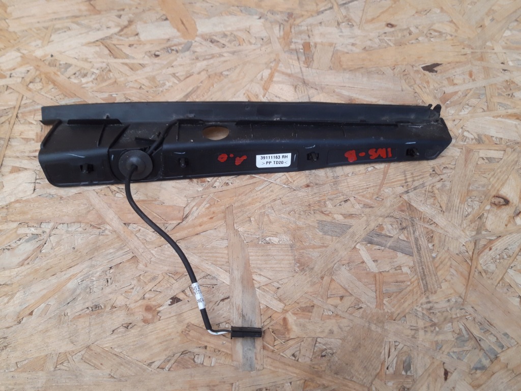 фото №3, Opel insignia b kombi ограничитель крышки правый