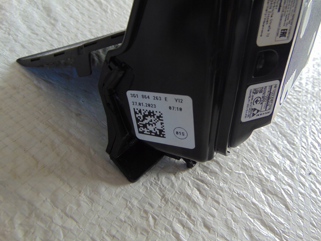 фото №6, Vw passat b8 arteon зарядное устройство индукция 5na980611 3g1864263e y12 lift