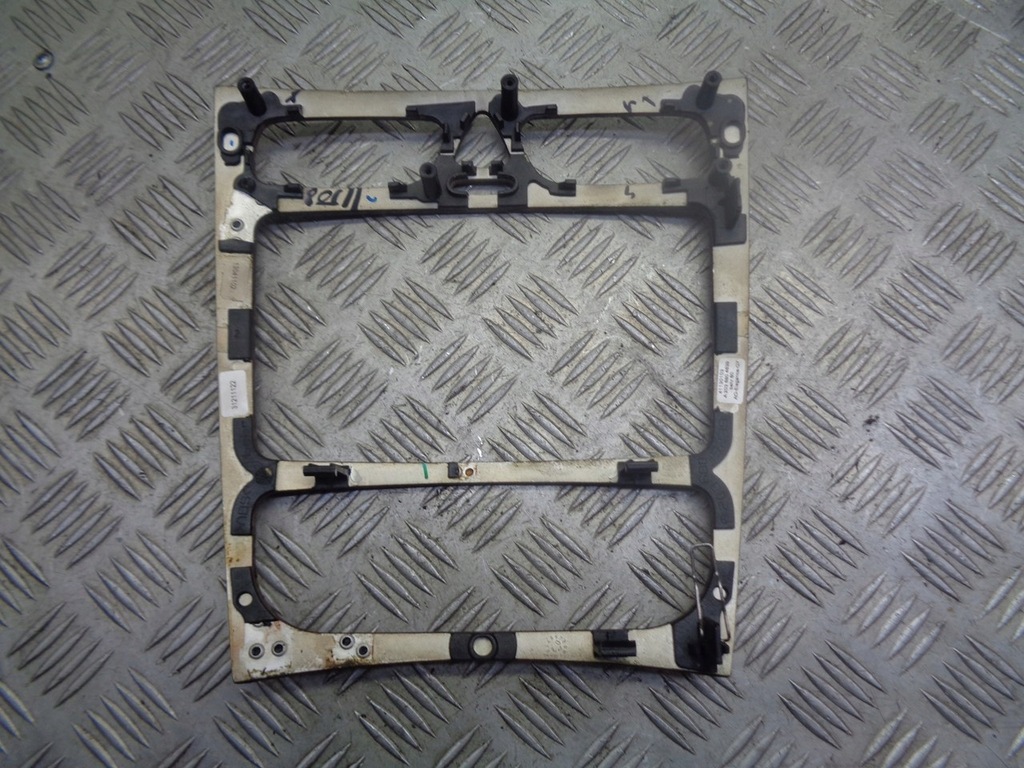 фото №4, Рамка радио mercedes w203 a2036804639