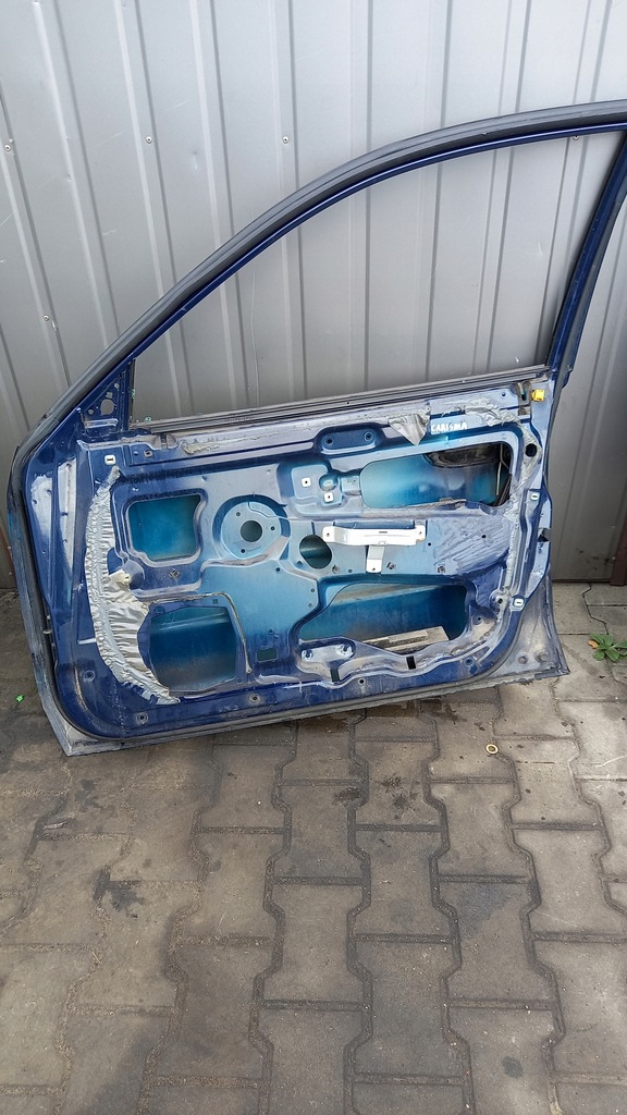 фото №13, Дверь правое перед mitsubishi carisma hb 97r