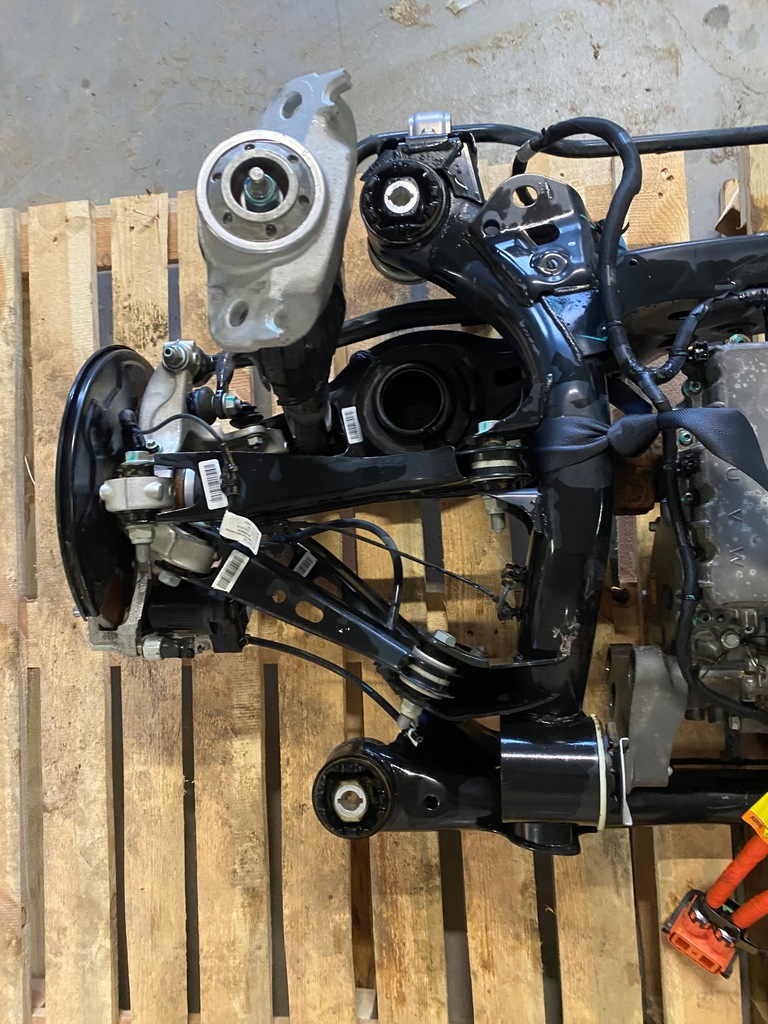 фото №8, Підрамник поперечина oś задня задня балка підвіска mg4 mg 4