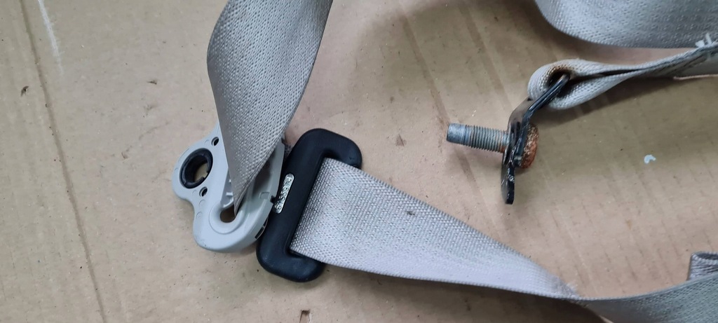 фото №3, Chrysler pacifica 2022 pas безопасности левый задняя ii ряд p6eb011d2ac